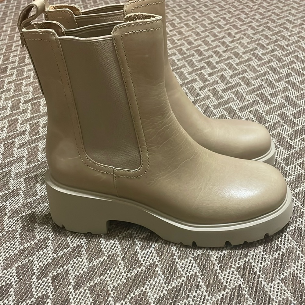 Camper Milah Women’s Chelsea Boot